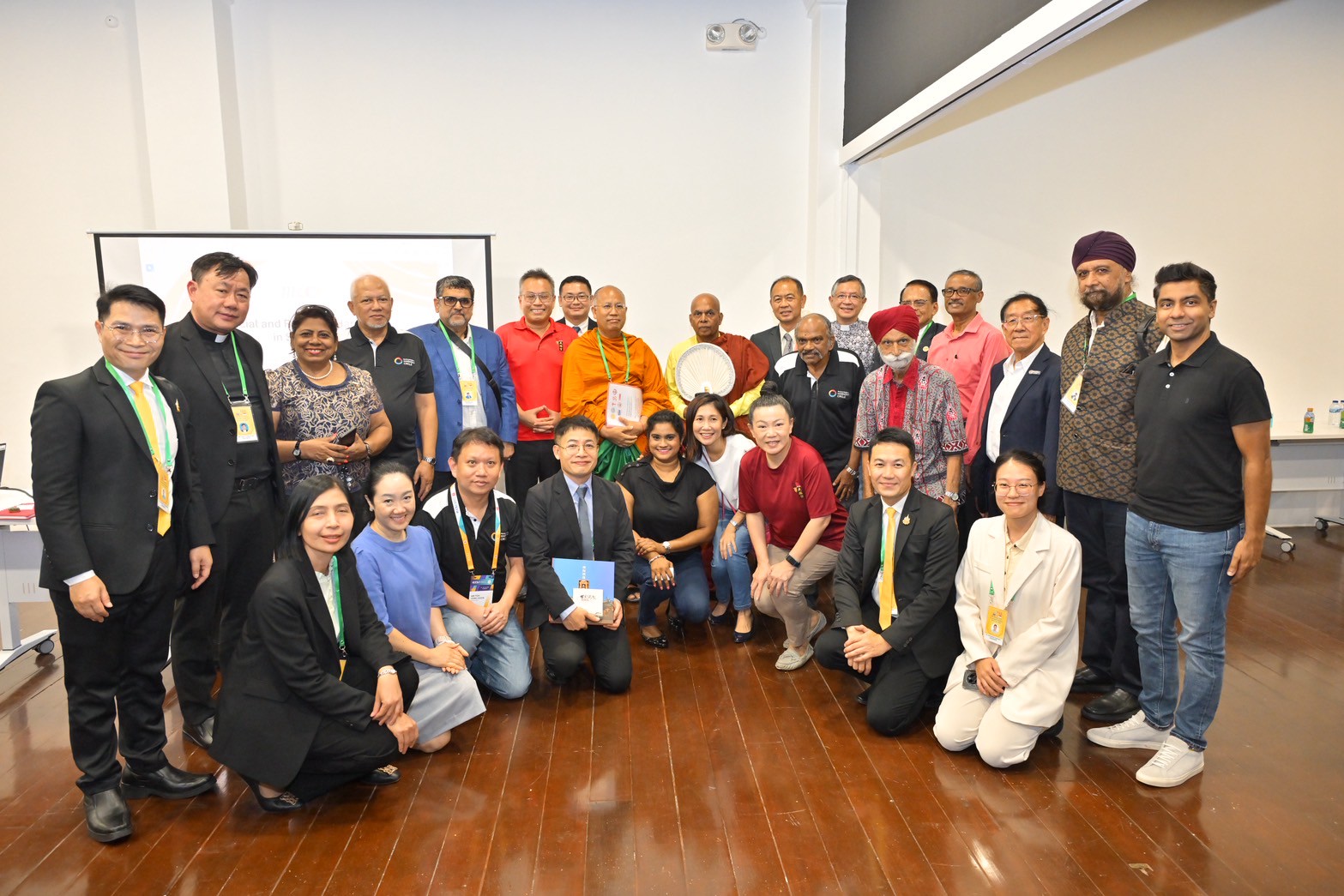 5542507274-6-harmony.jpg